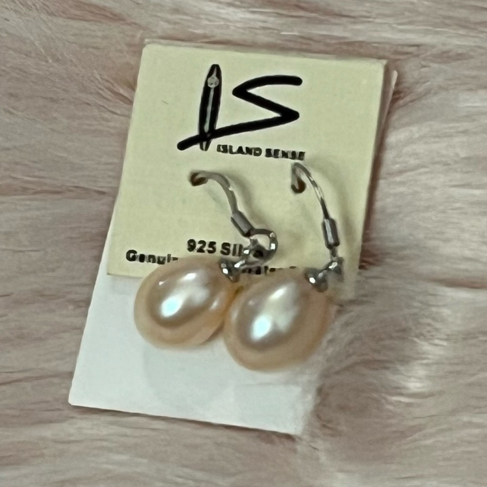 STERLING SILVER FRESHWATER PEARL TEARDROP EARRINGS